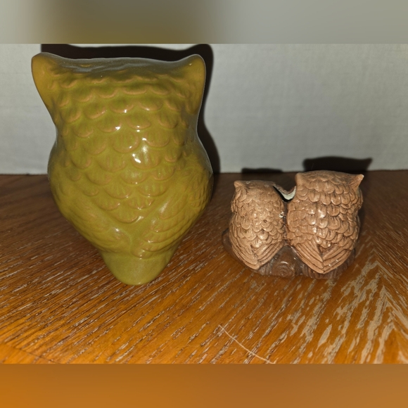 LOT OF TWO - OWL FIGURINES - PRE-OWNED - Picture 2 of 4